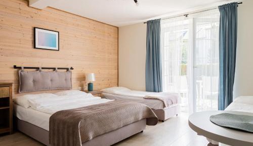Quadruple Room with Terrace