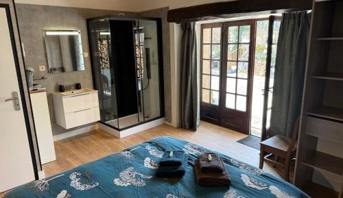 Double Room with Pool View
