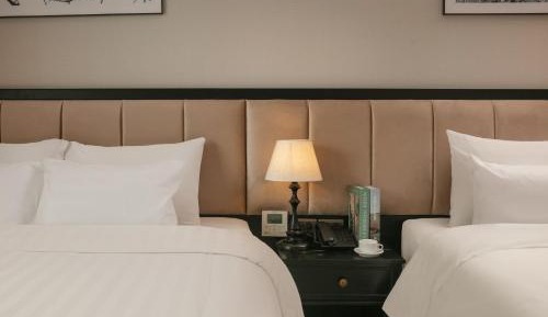 Triple Room with City View