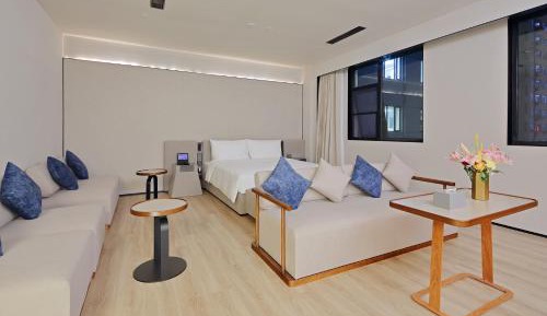 One-Bedroom Suite