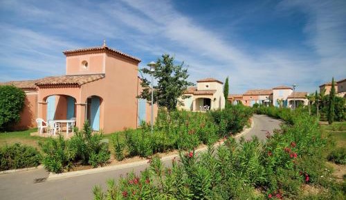Three-Bedroom Holiday Home 