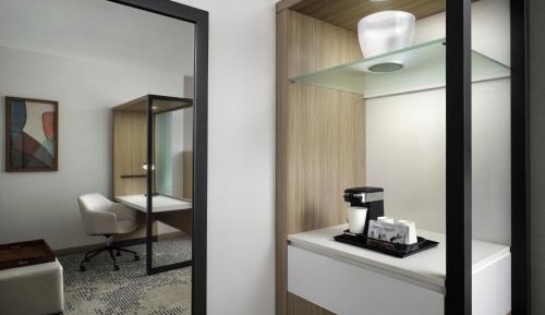 King Suite with Sofa Bed - Hearing Accessible