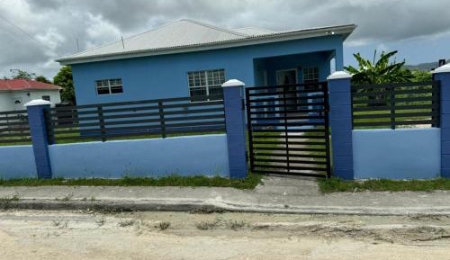 Three-Bedroom Holiday Home 