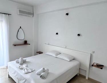 Double Room with Pool View