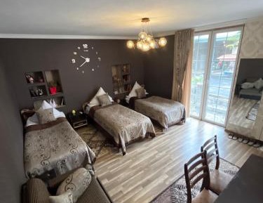 Triple Room with Shared Toilet