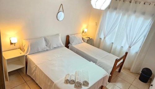 Single Bed in Mixed Dormitory Room