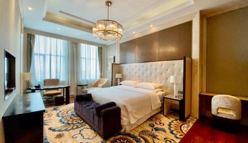 Club level, 2 Bedroom Presidential Suite, City View view