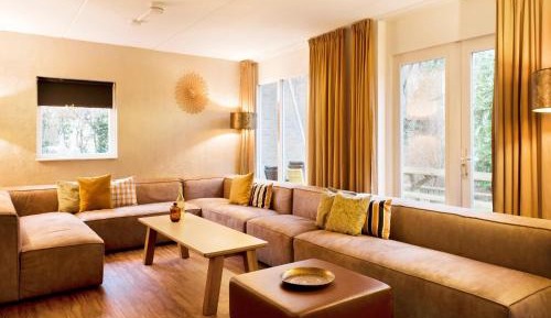 Six-Bedroom Holiday Home