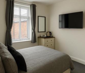 Double or Twin Room with Private Bathroom