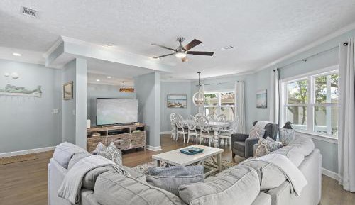 Four-Bedroom Holiday Home