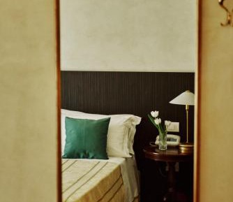 Large Single Room