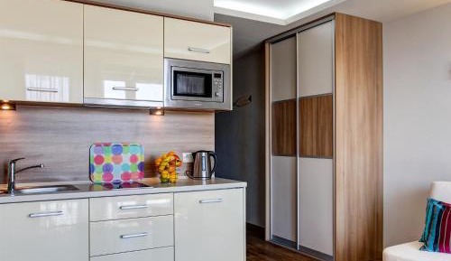 Duplex Three-Bedroom Apartment with Sea View and Balcony