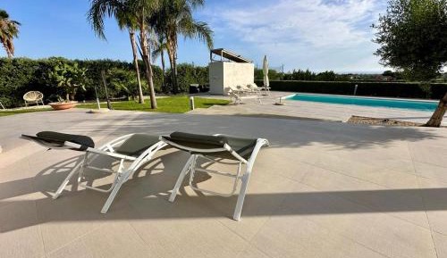 Deluxe Triple Room with Sea View