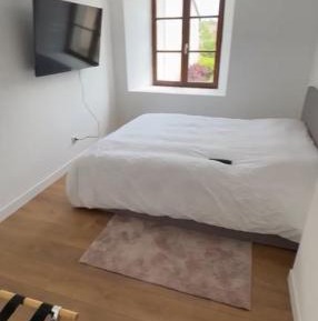 Three-Bedroom Deluxe Apartment