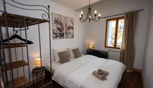 Three-Bedroom Holiday Home 