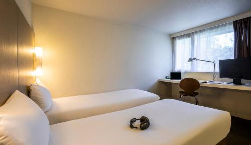 New Generation Twin Room 