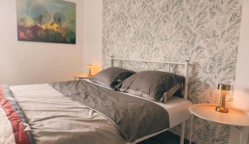 Double Room with Shared Bathroom