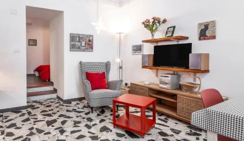 Superior One-Bedroom Apartment