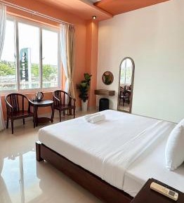 Junior Suite with Balcony