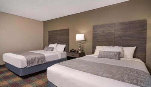 Queen Room with Two Queen Beds