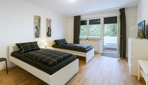 Three-Bedroom Apartment with Balcony