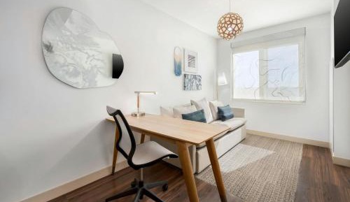 One-Bedroom King Suite with Sofa Bed 