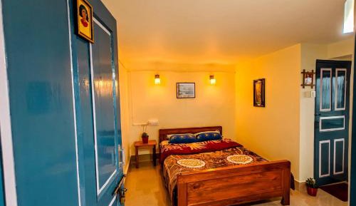 Double Room with Mountain View