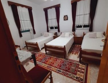 Basic Triple Room