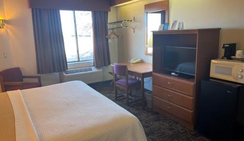 King Room - Non-Smoking