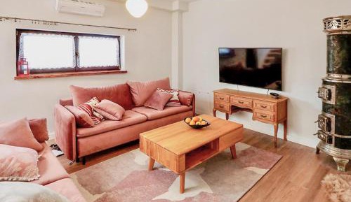 Six-Bedroom Holiday Home