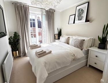 Deluxe Double Room with Bath