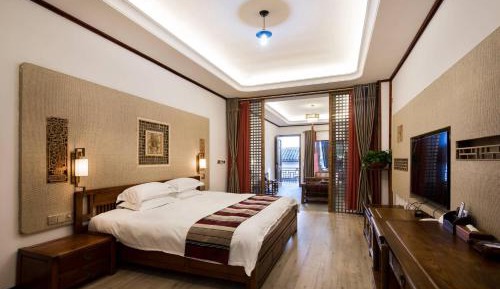 Queen Suite