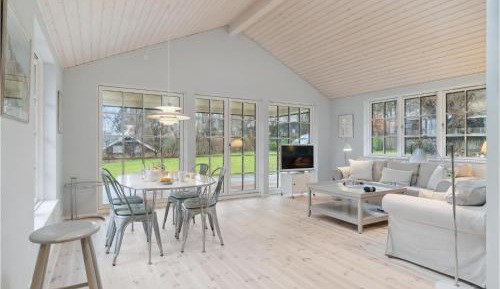 Two-Bedroom Holiday Home
