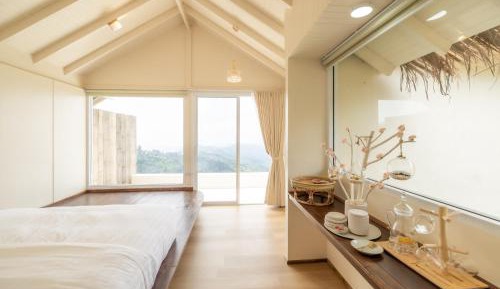 Deluxe Double Room with Extra Bed