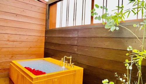 Japanese-Style Room