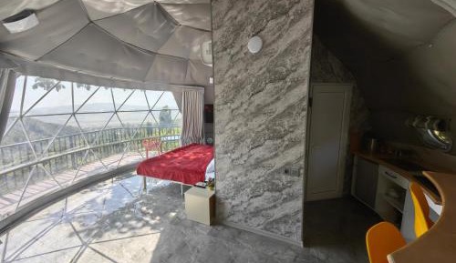 Deluxe Tent