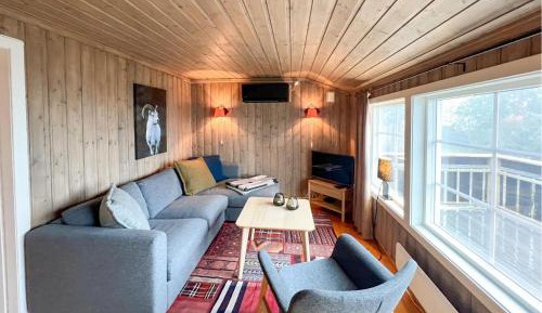 Three-Bedroom Holiday Home 