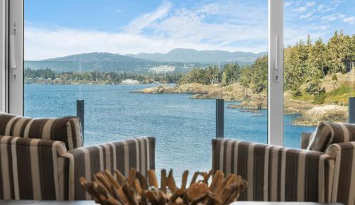 2 Bedroom Coastline View