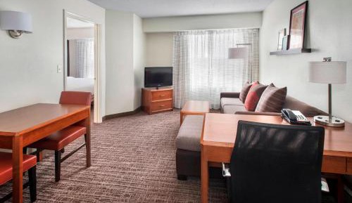 One-Bedroom Suite