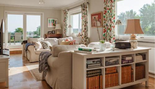 Four-Bedroom Holiday Home