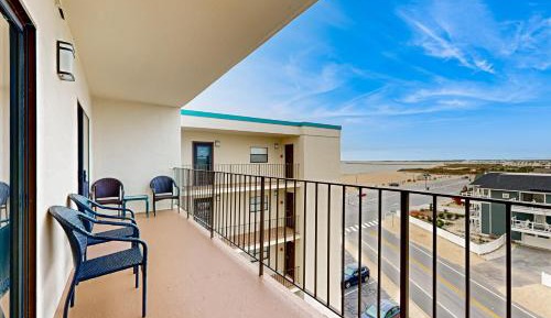 Two Bedroom Apartment 