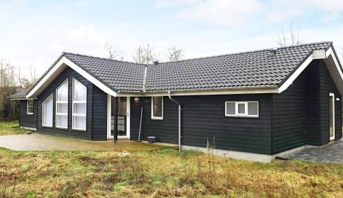 Four-Bedroom Holiday Home