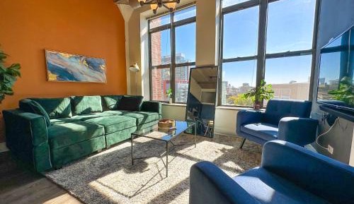 Deluxe Apartment
