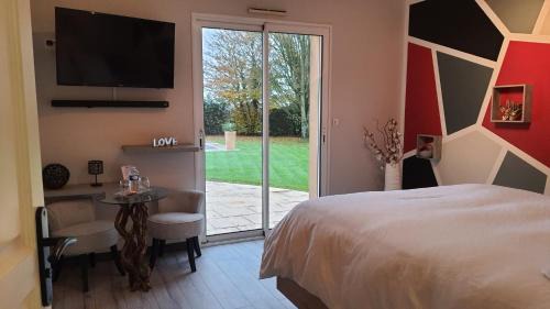 Double Room with Pool View