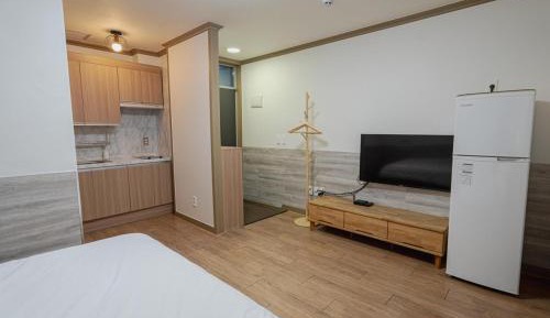 Double Room 2