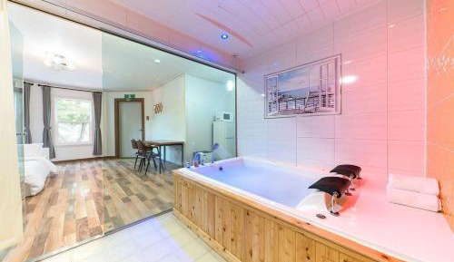 Double Room 7