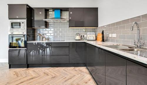 Deluxe Apartment