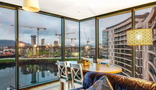 Two-Bedroom Deluxe Apartment with Harbor View