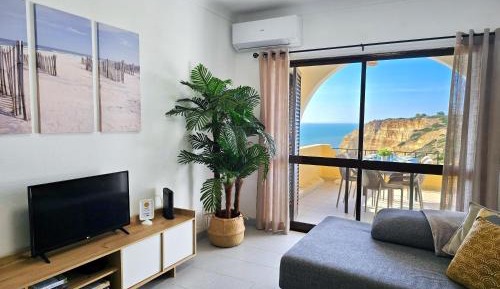 Three-Bedroom Apartment with Ocean View