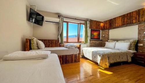 Triple Room with Mountain View